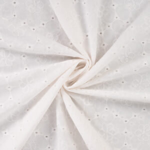 Coton Brodé "Fleurs blanches"